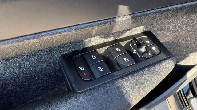 VOLVO XC40 usata, con Climatizzatore