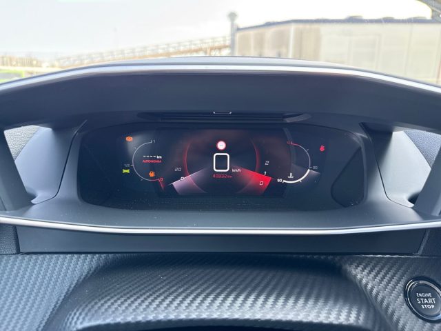 PEUGEOT 2008 usata, con Fari LED