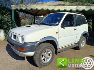 NISSAN Terrano II usata 34