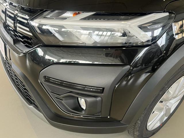 DACIA Sandero usata, con Sedile posteriore sdoppiato