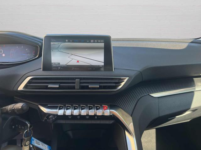PEUGEOT 3008 usata, con Fendinebbia