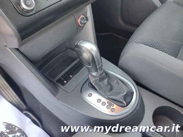 VOLKSWAGEN Touran usata, con Bracciolo