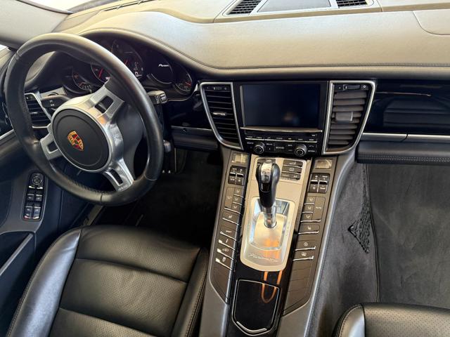 PORSCHE Panamera usata, con Boardcomputer