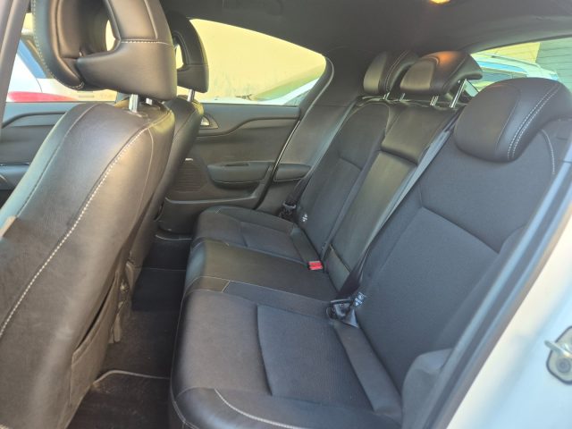 DS AUTOMOBILES DS 4 usata, con Controllo automatico clima