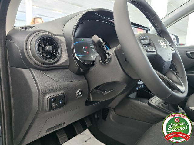 HYUNDAI i10 usata, con Frenata d