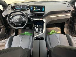 PEUGEOT 3008 usata, con Airbag