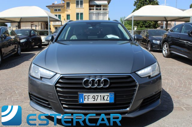 AUDI A4 usata, con Autoradio