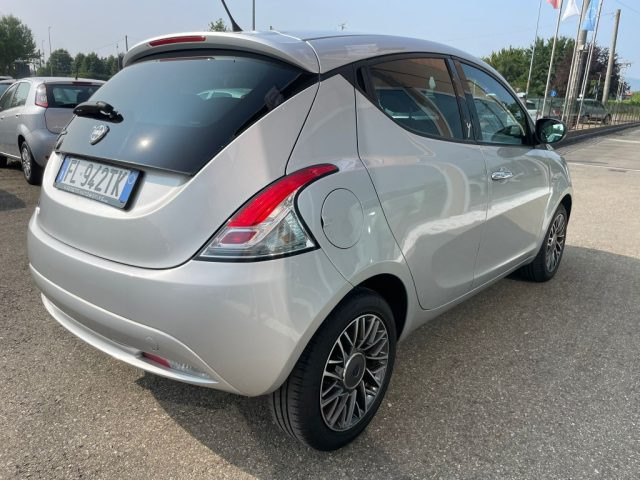 LANCIA Ypsilon usata, con ESP