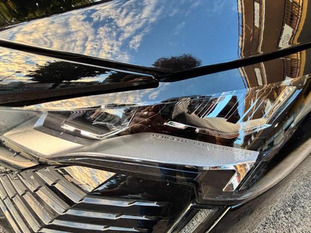 PEUGEOT 3008 usata, con USB