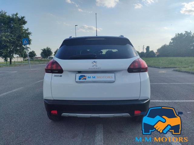 PEUGEOT 2008 usata, con Autoradio