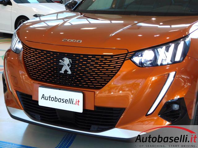 PEUGEOT 2008 usata, con Volante multifunzione