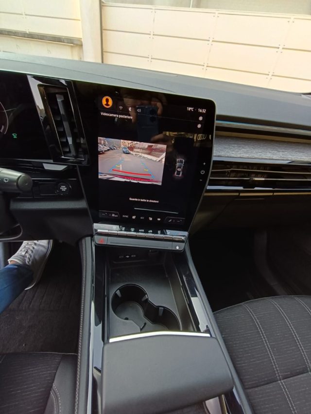 RENAULT Austral usata, con Autoradio