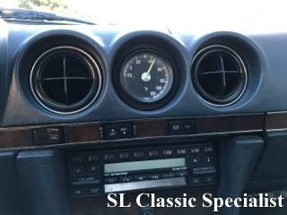 MERCEDES-BENZ SL 560 usata 31