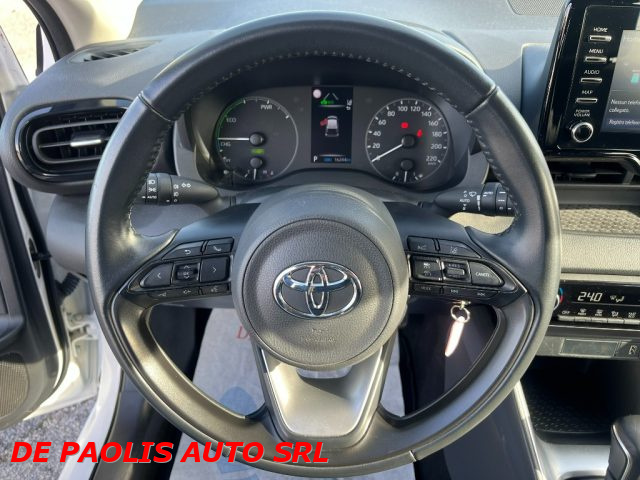 TOYOTA Yaris usata, con Controllo automatico clima