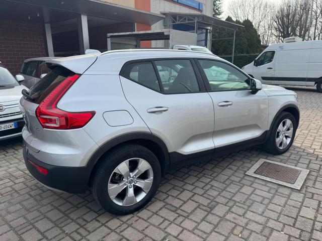 VOLVO XC40 usata, con Isofix