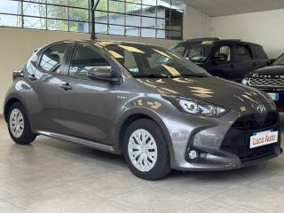 TOYOTA Yaris usata, con Alzacristalli elettrici