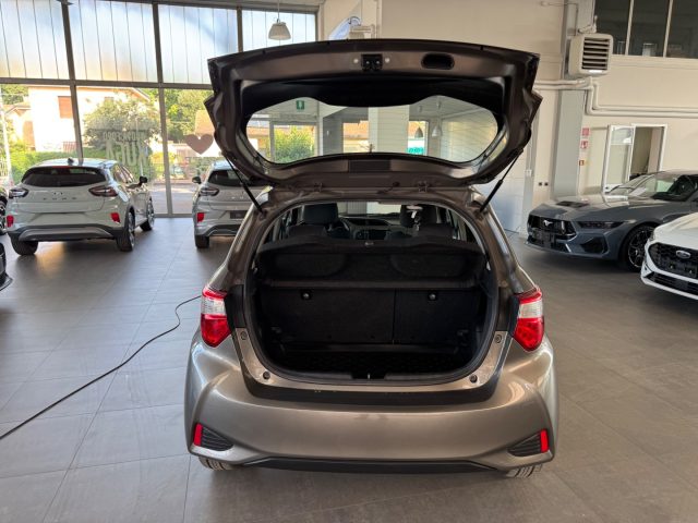 TOYOTA Yaris usata, con ESP