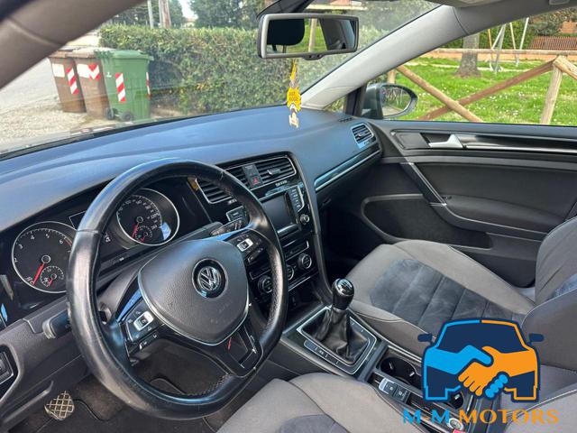VOLKSWAGEN Golf usata, con Autoradio