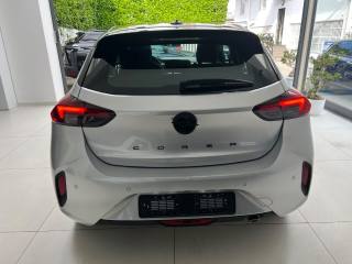 OPEL Corsa usata, con Controllo automatico clima