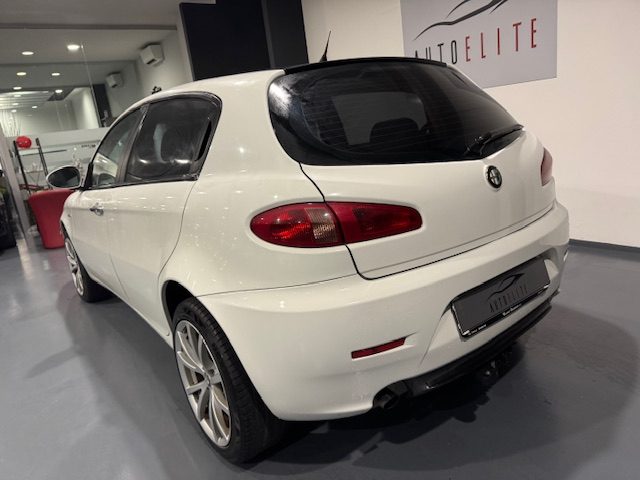 ALFA ROMEO 147 usata, con Alzacristalli elettrici
