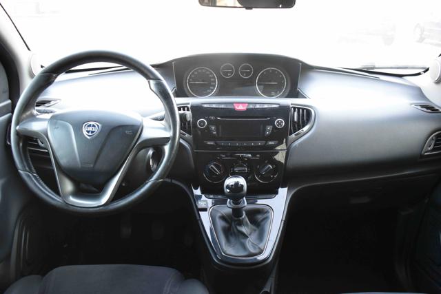 LANCIA Ypsilon usata, con Controllo trazione