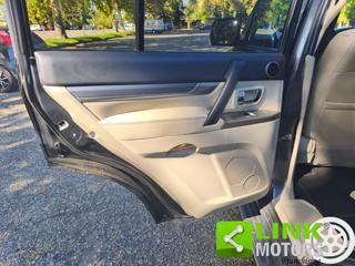MITSUBISHI Pajero usata 25
