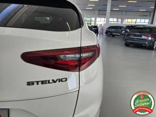 ALFA ROMEO Stelvio usata, con Riconoscimento dei segnali stradali