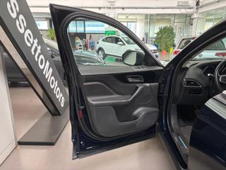 JAGUAR F-Pace usata, con Fari Xenon