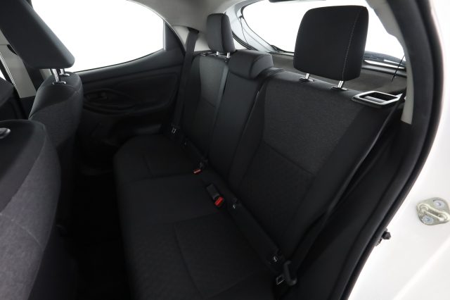 TOYOTA Yaris usata 3
