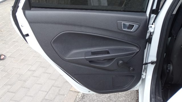 FORD Fiesta usata 52