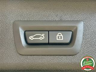 BMW 520 usata, con Fari LED