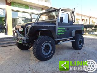 LAND ROVER Defender usata, con Autoradio