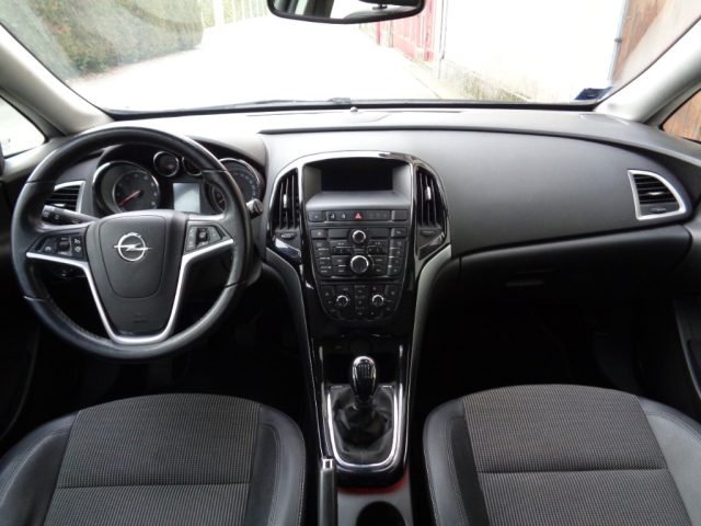 OPEL Astra usata, con Controllo trazione