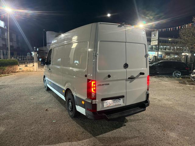 VOLKSWAGEN Crafter usata, con Airbag testa