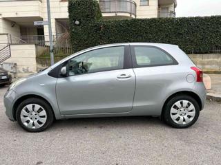 TOYOTA Yaris usata, con Chiusura centralizzata