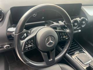 MERCEDES-BENZ GLA 180 usata, con Chiusura centralizzata