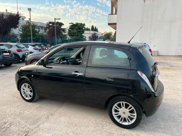 LANCIA Ypsilon usata, con Airbag