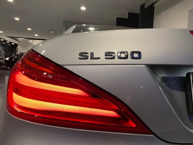 MERCEDES-BENZ SL 500 usata, con Regolazione elettrica sedili