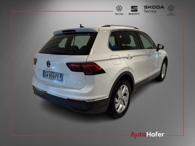 VOLKSWAGEN Tiguan usata, con Airbag laterali