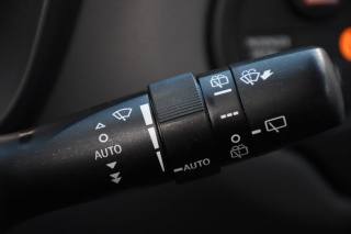 TOYOTA Yaris usata, con Volante multifunzione