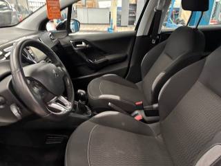 PEUGEOT 208 usata, con Airbag testa