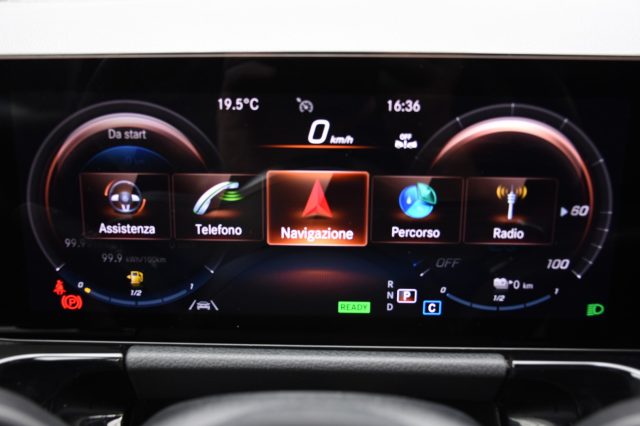 MERCEDES-BENZ GLA 250 usata, con Controllo vocale