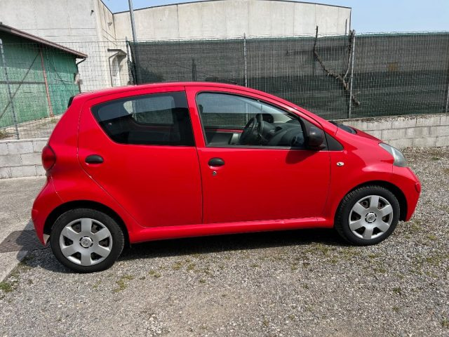 TOYOTA Aygo usata, con Airbag laterali