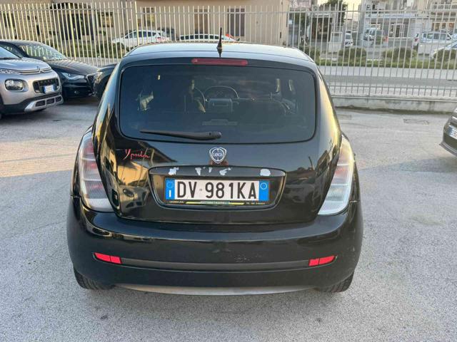 LANCIA Ypsilon usata, con Autoradio