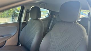 LANCIA Ypsilon usata, con ESP