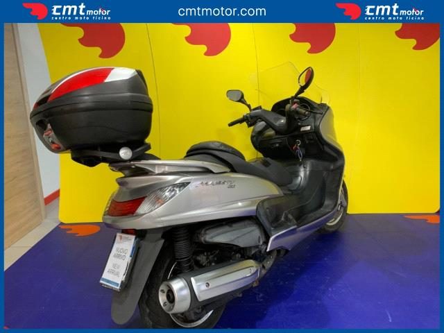 YAMAHA Majesty 400 usata 1