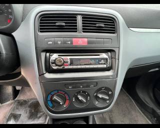 FIAT Grande Punto usata 15