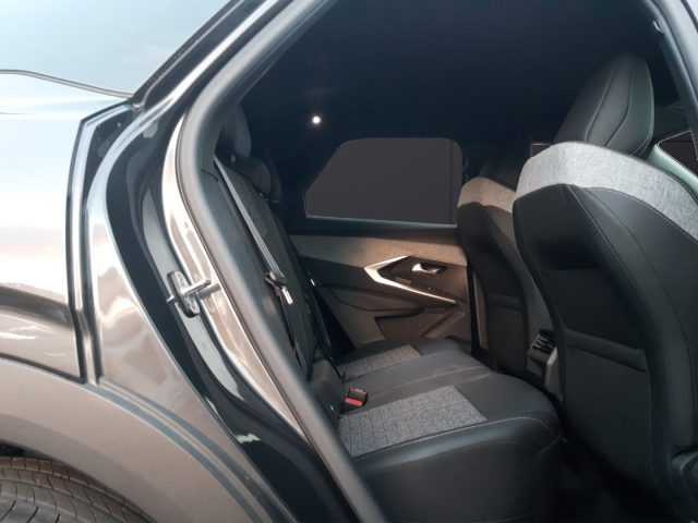 PEUGEOT 3008 usata, con USB