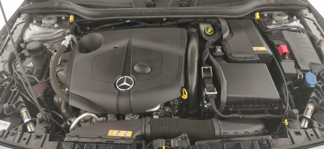 MERCEDES-BENZ GLA 200 usata 64