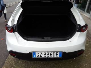 MAZDA 3 usata, con Volante in pelle